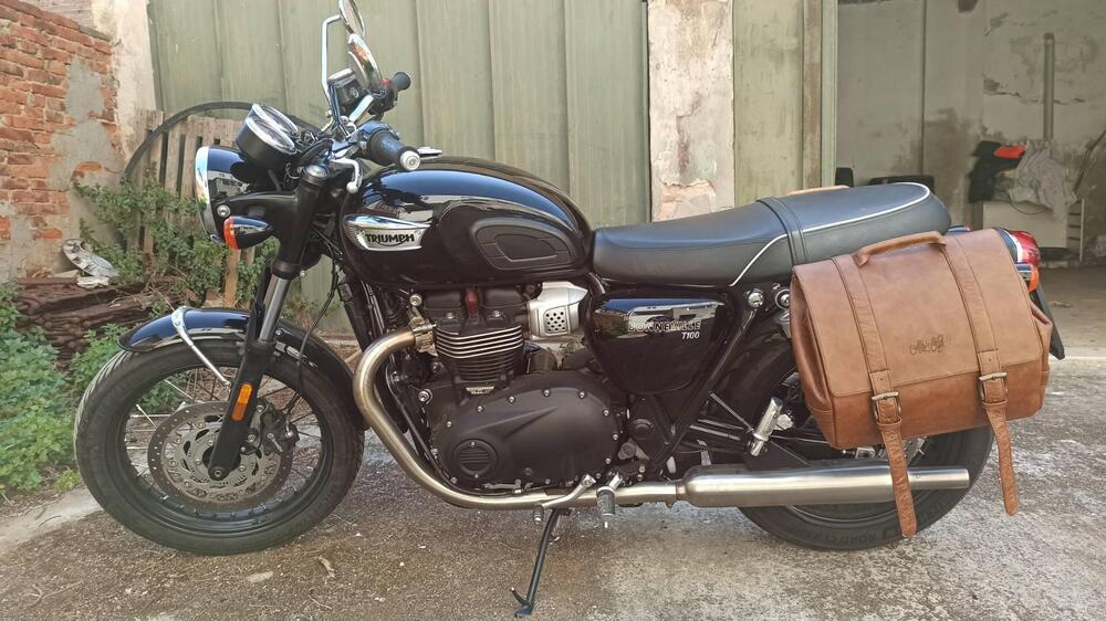 Triumph Bonneville T100 (2021 - 25)