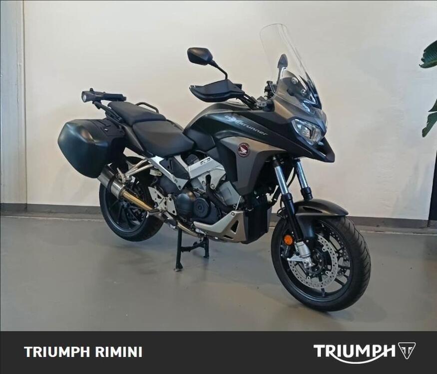 Honda Crossrunner ABS (2015 - 16) (3)