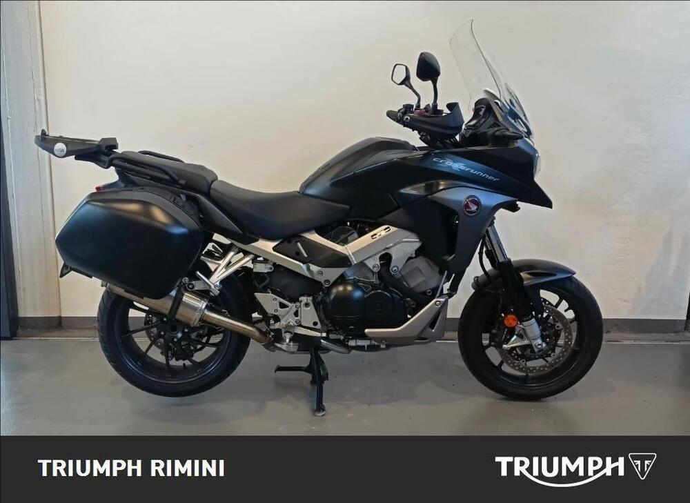 Honda Crossrunner ABS (2015 - 16) (4)