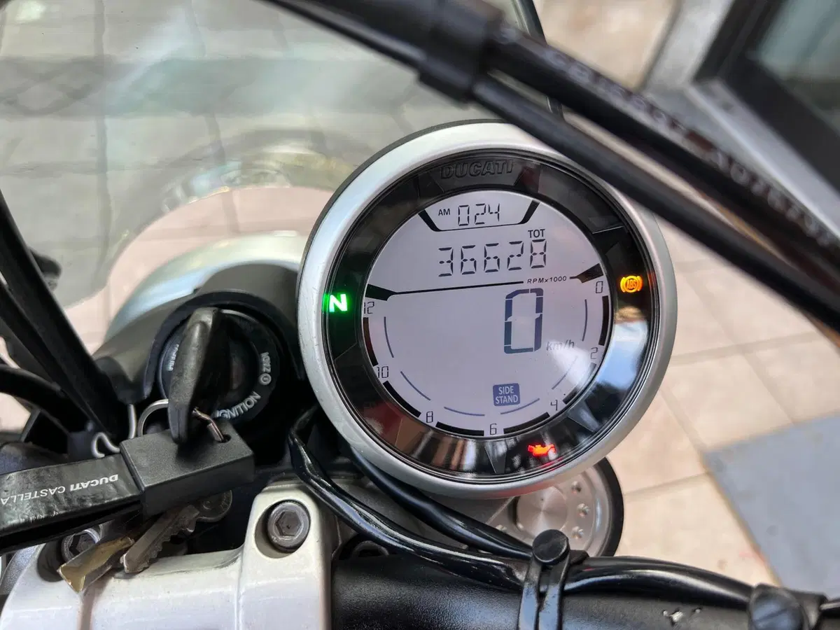 Ducati Scrambler 800 Classic (2015 - 16) (5)