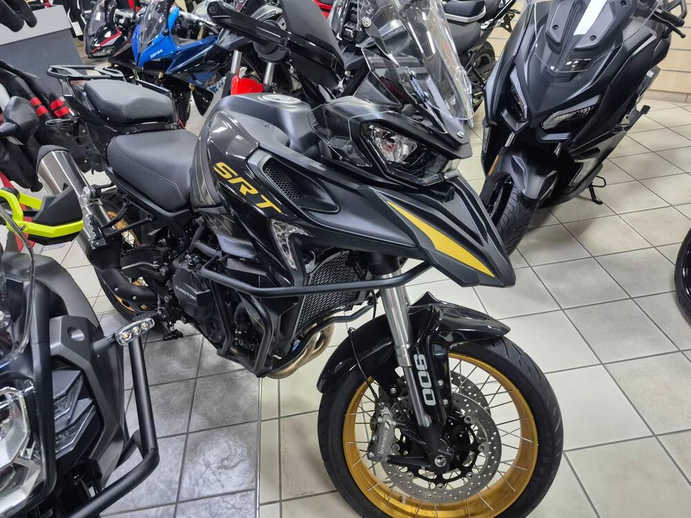 QJ Motor SRT 900 SX (2025) (2)