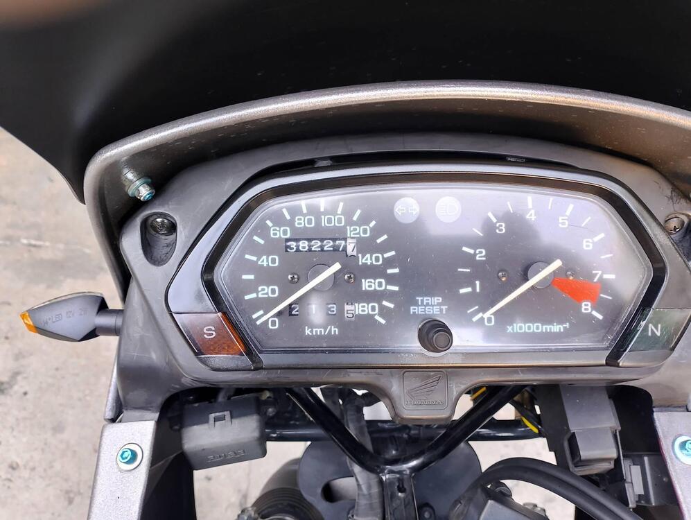 Honda NX 650 Dominator (1996 - 02) (5)