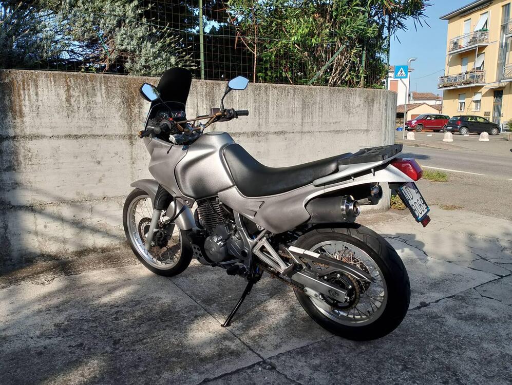 Honda NX 650 Dominator (1996 - 02) (2)