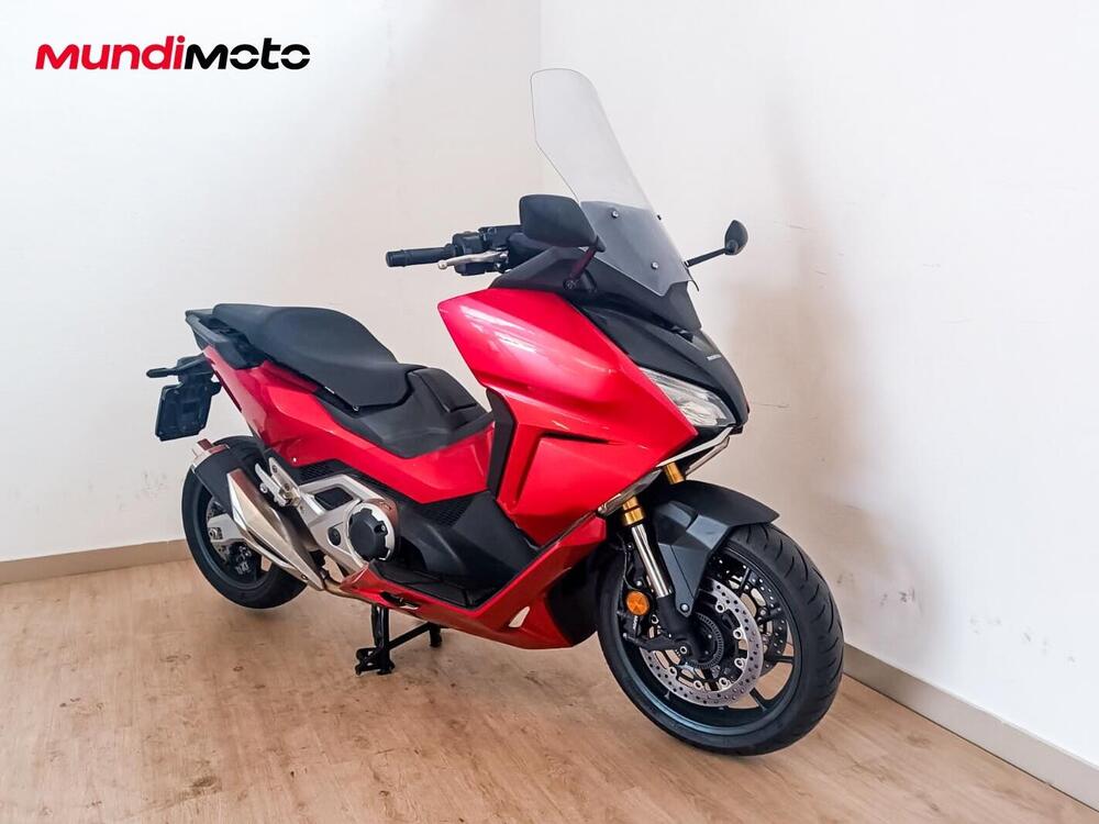 Honda Forza 750 (2025) (2)