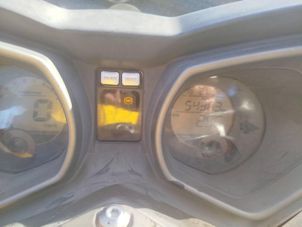 Yamaha X-Max 250 ABS (2014 - 16) (3)