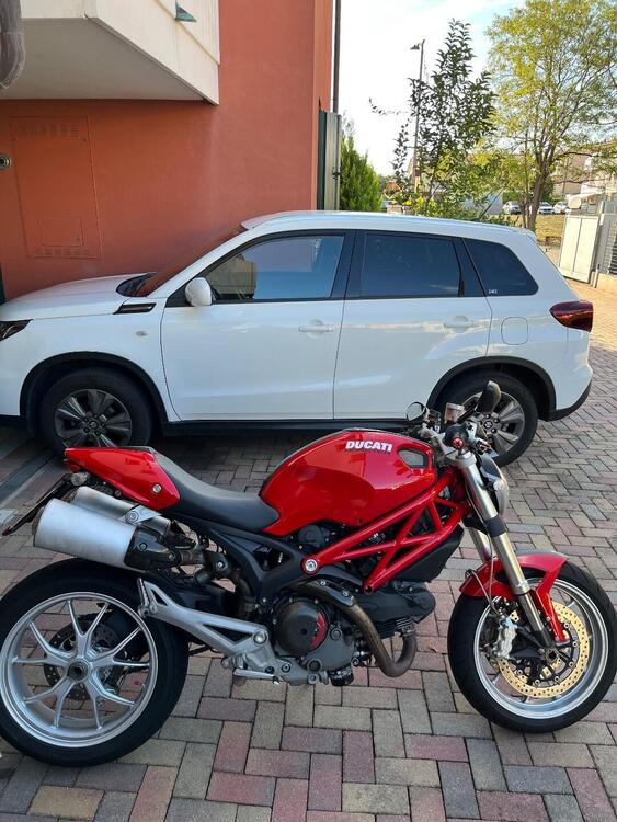 Ducati Monster 1100 (2009 -10) (3)