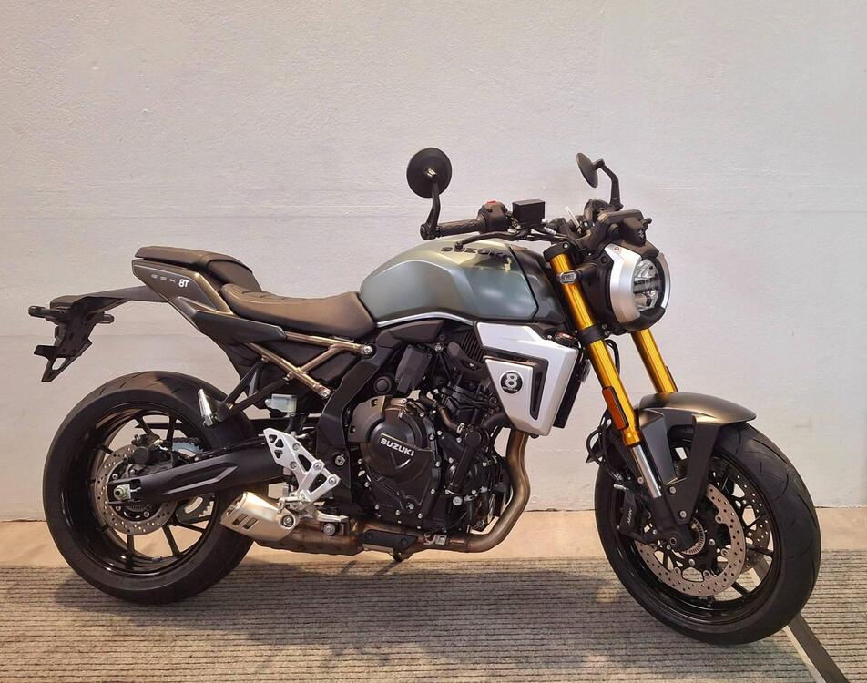 Suzuki GSX-8T (2025)