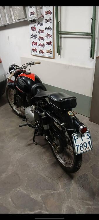 Gilera 150 Turismo/Sport (2)