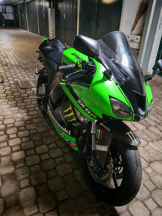 Kawasaki Ninja 600 ZX-6R (2007 - 08) (4)