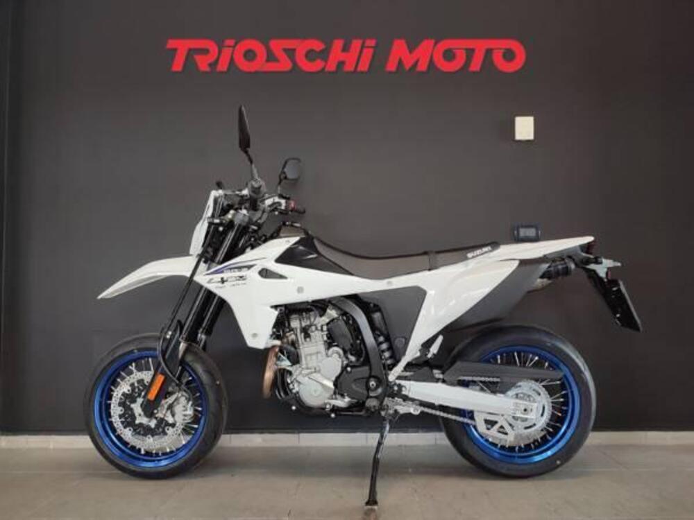 Suzuki DR-Z4SM (2025) (2)