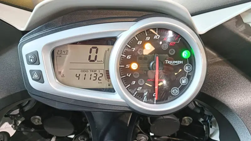 Triumph Tiger 1050 Sport ABS (2013 - 15) (6)