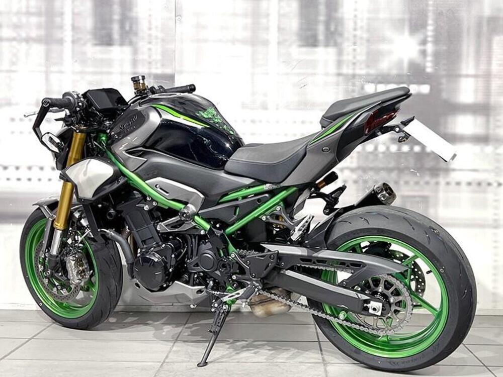 Kawasaki Z 900 SE (2025 - 26) (2)