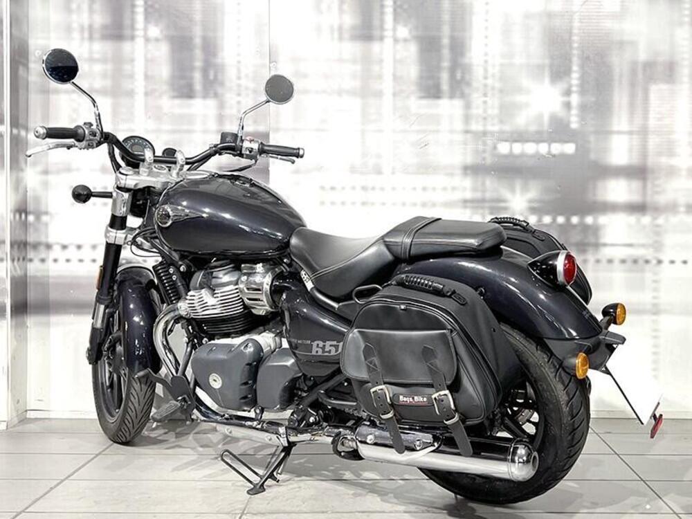 Royal Enfield Super Meteor 650 (2023 - 25) (2)