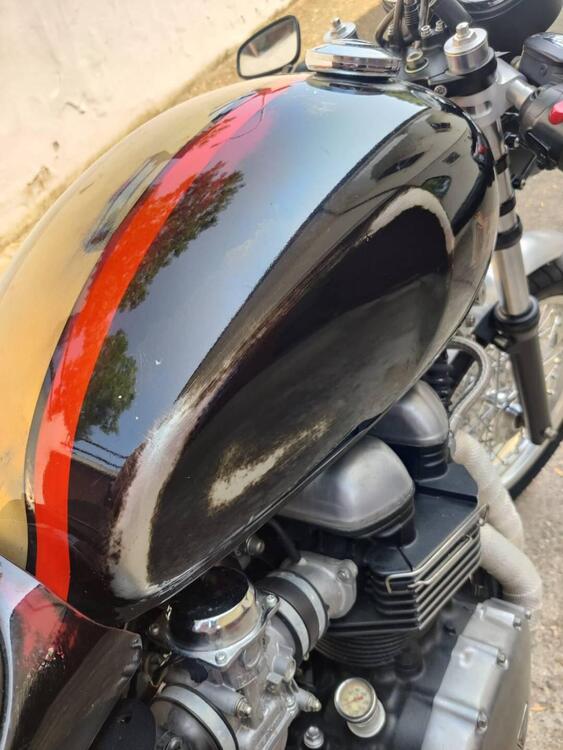 Triumph Thruxton 900 (2004 - 15) (2)