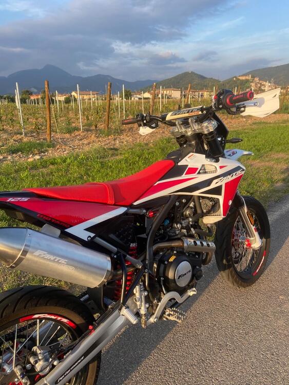 Fantic Motor XMF 125 Motard Competition 4t (2021 - 22) (2)
