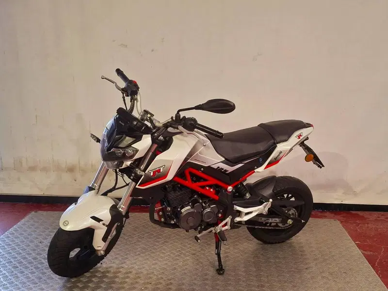 Benelli Tornado Naked T 125 (2021) (2)