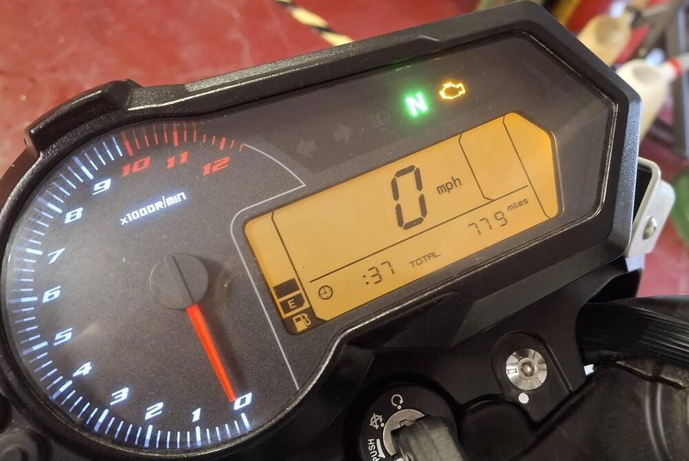 Benelli Tornado Naked T 125 (2021) (3)