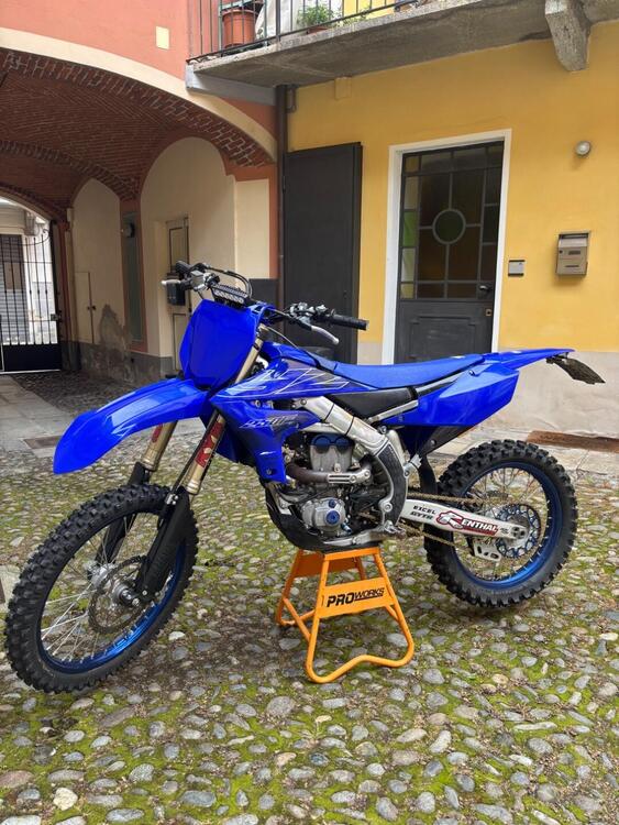 Yamaha YZ 250 F (2022)