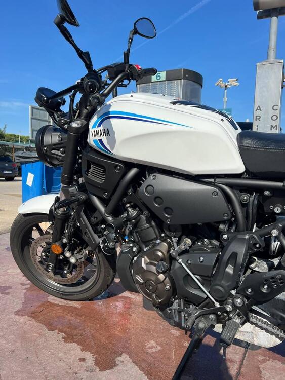 Yamaha XSR 700 (2022 - 25) (2)