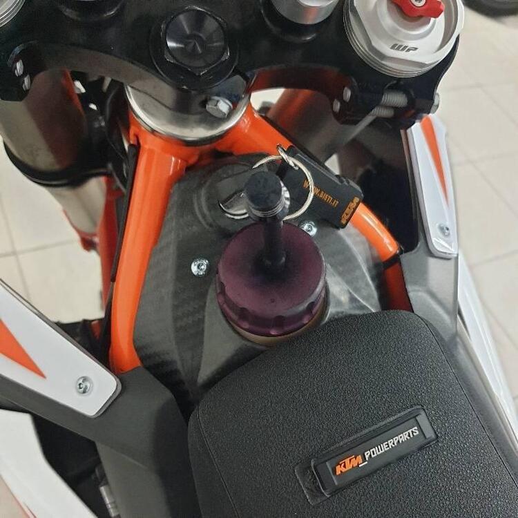 KTM 690 Enduro R (2019 - 20) (5)