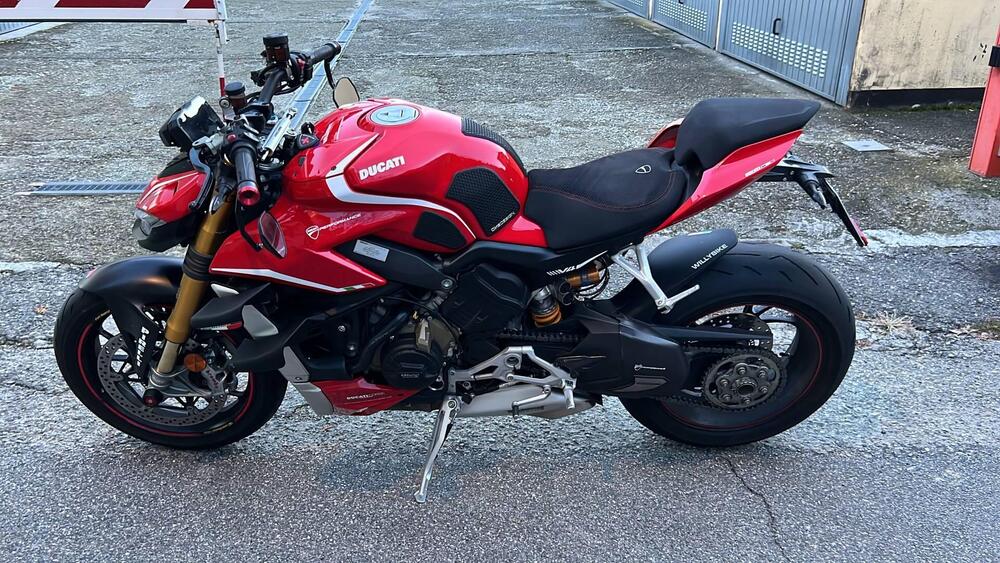 Ducati Streetfighter V4 1100 S (2020) (3)