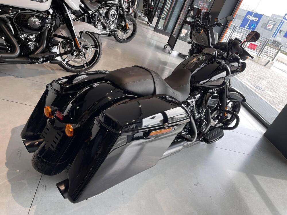 Harley-Davidson Road King Special (2021 - 25) (2)