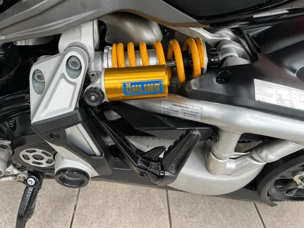 Ducati XDiavel 1262 S (2016 - 20) (10)