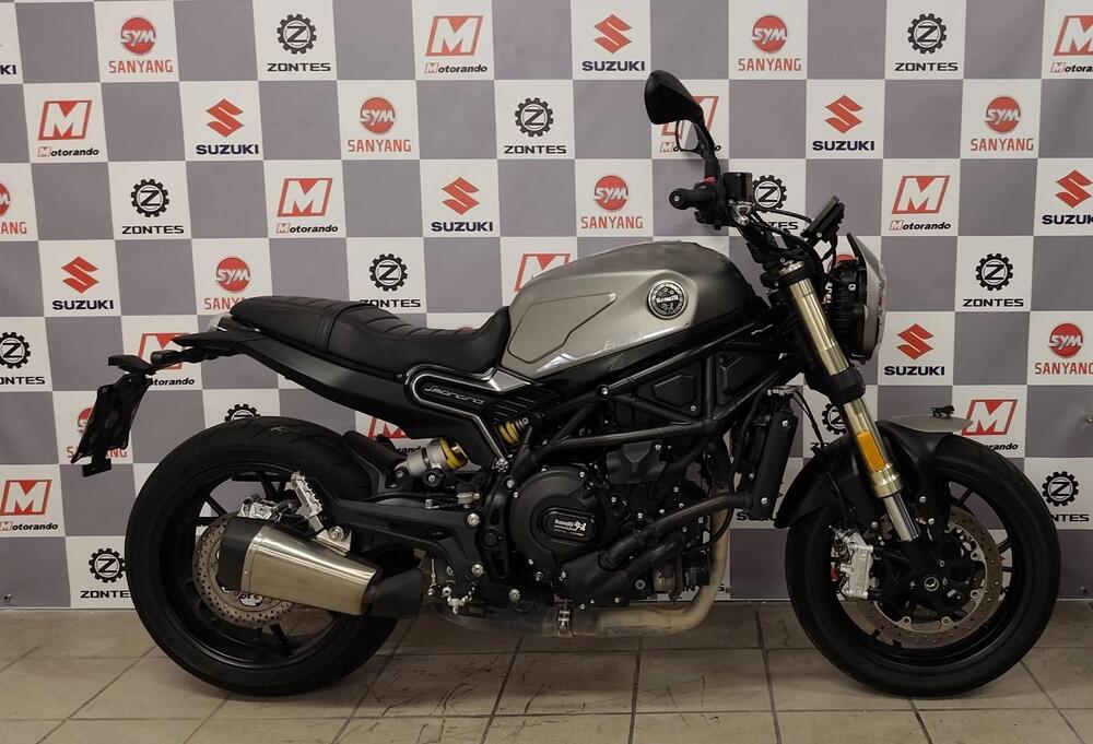 Benelli Leoncino 800 (2022 - 25)