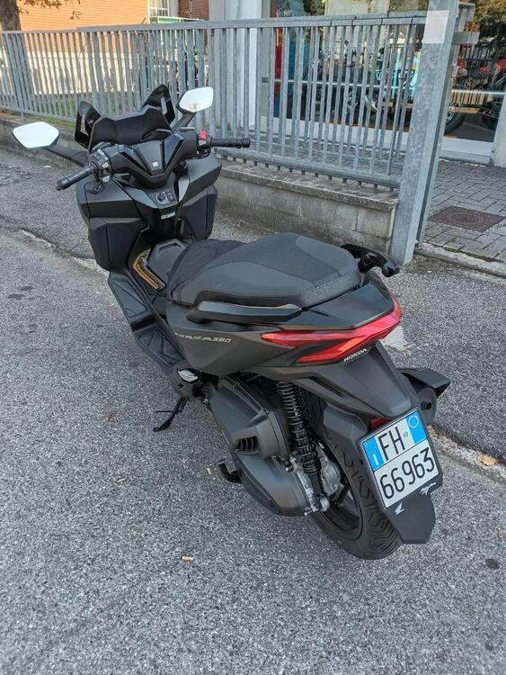 Honda Forza 350 (2022 - 24) (3)