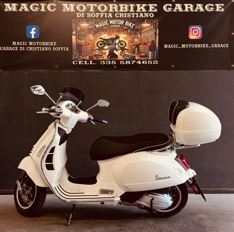 Vespa GTS 300 Super (2023 - 24) (2)