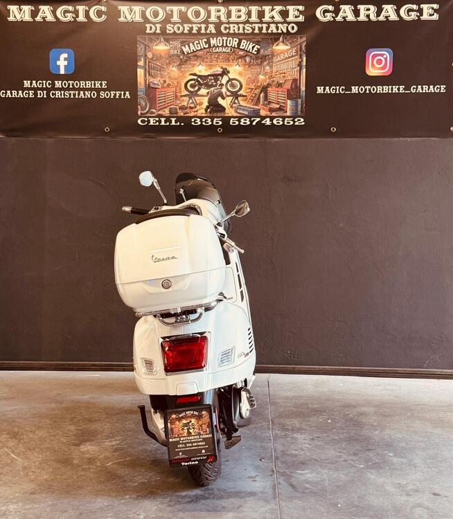 Vespa GTS 300 Super (2023 - 24) (4)
