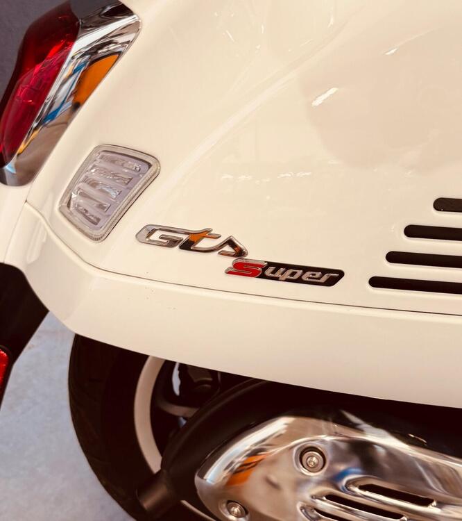 Vespa GTS 300 Super (2023 - 24) (5)