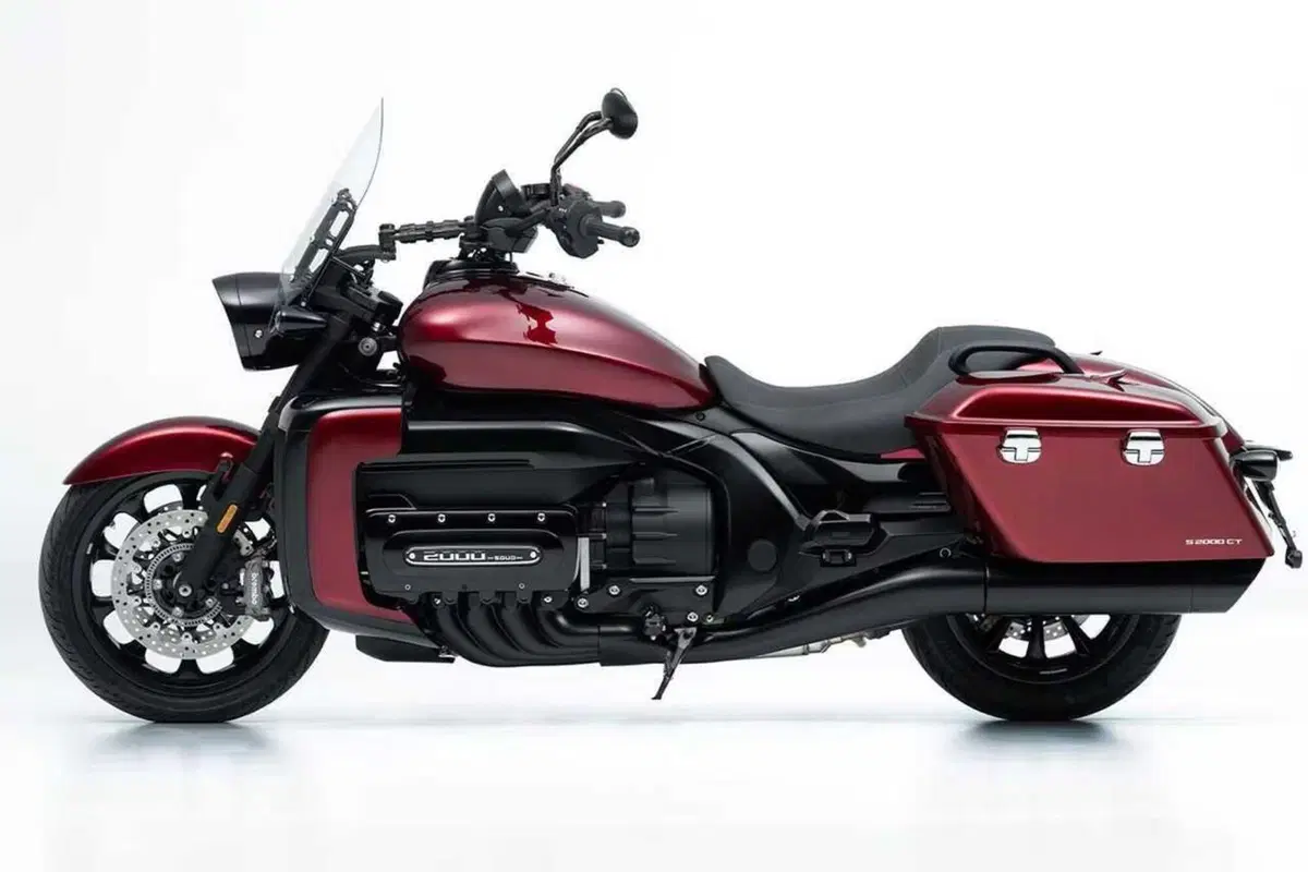 Cruiser 2000 a otto cilindri. Dalla Cina arriva l'esagerata Souo S2000CT in quattro versioni (4)