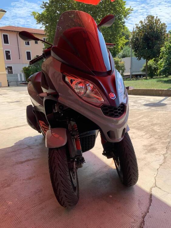 Piaggio MP3 300 ABS Hpe (2021 - 24) (2)