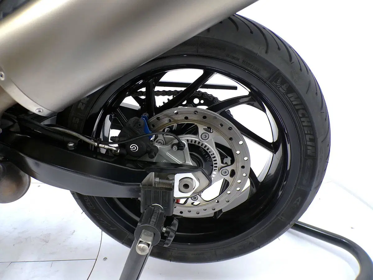 Bmw F 800 R (2009 - 11) (10)