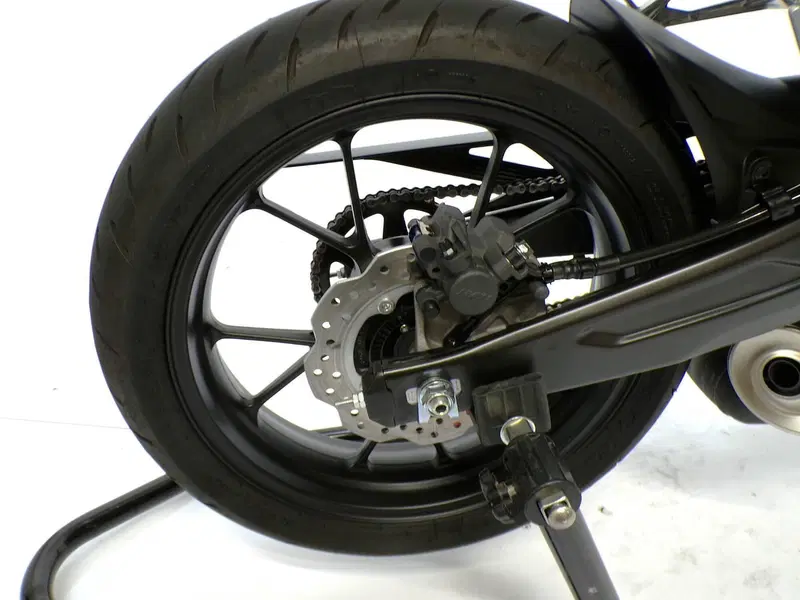 Honda CB 650 F (2017 - 18) (10)