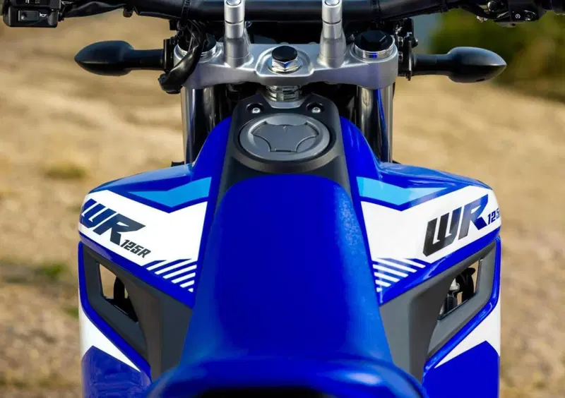 Yamaha WR 125 WR 125 R (2026) (11)