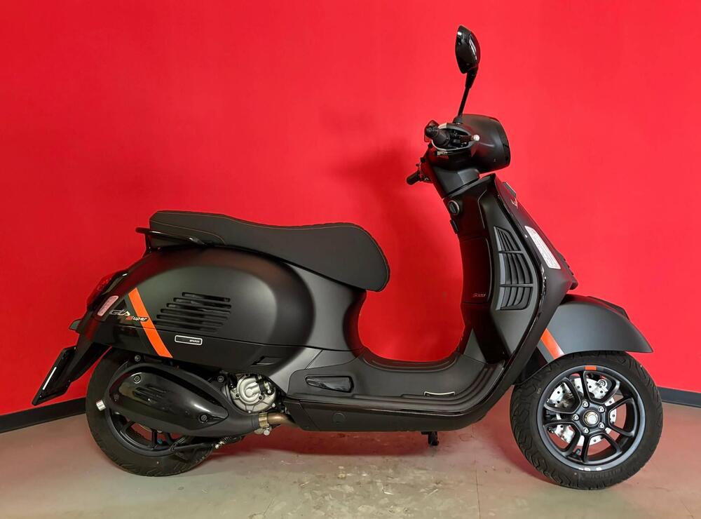 Vespa GTS 300 Super Sport (2023 - 24)