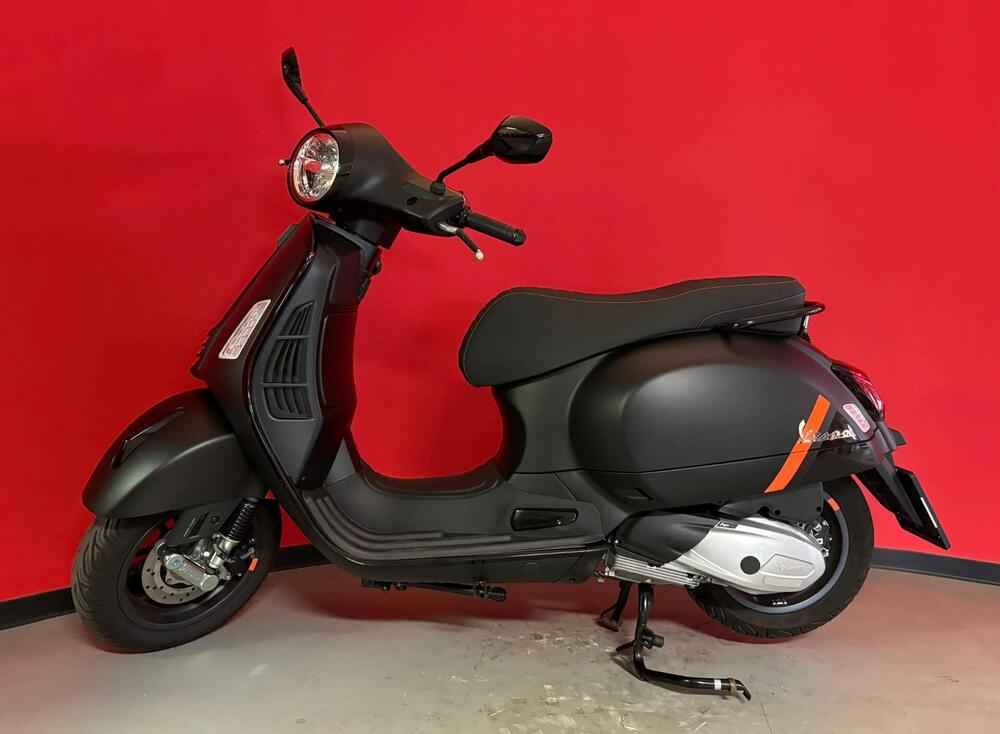 Vespa GTS 300 Super Sport (2023 - 24) (3)