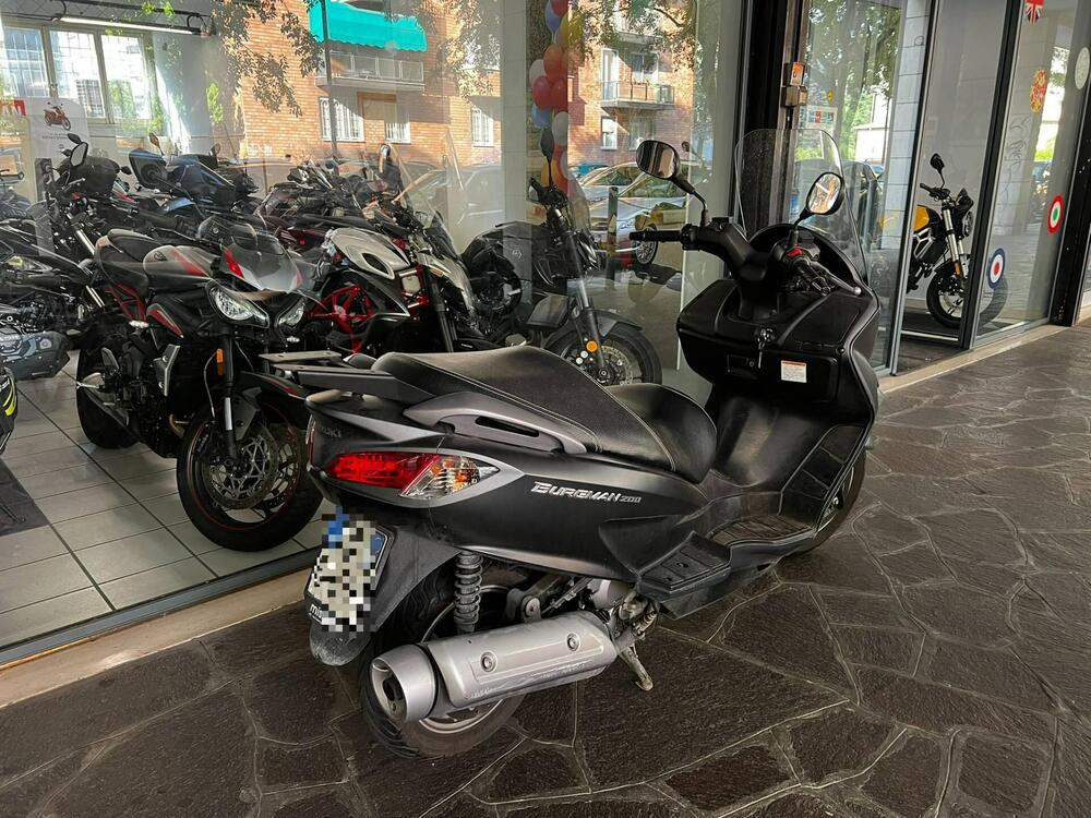 Suzuki Burgman UH 200 (2014 - 15) (2)