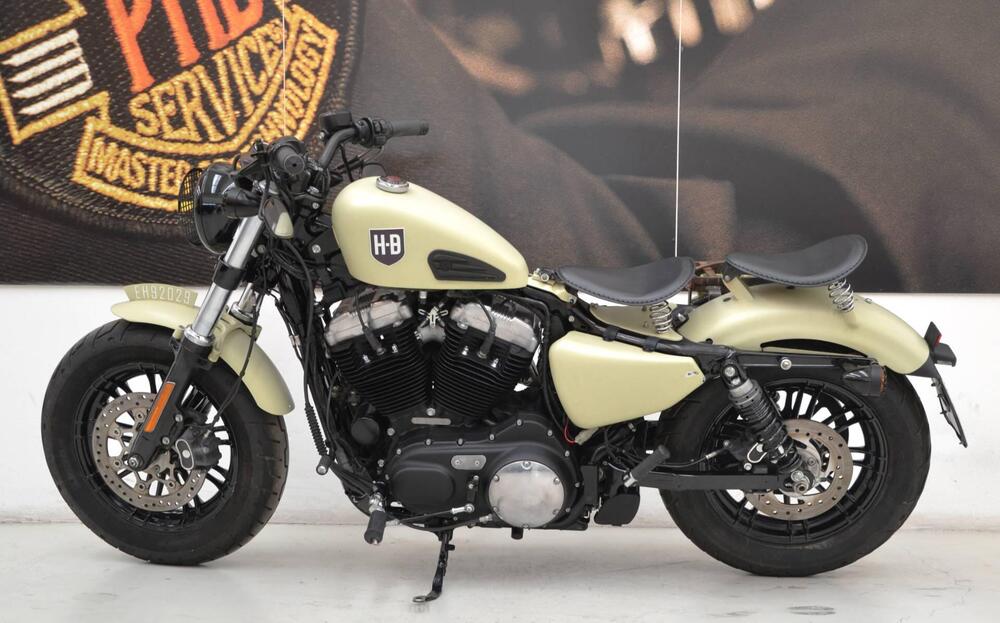 Harley-Davidson 1200 Forty-Eight (2016 - 20) (4)