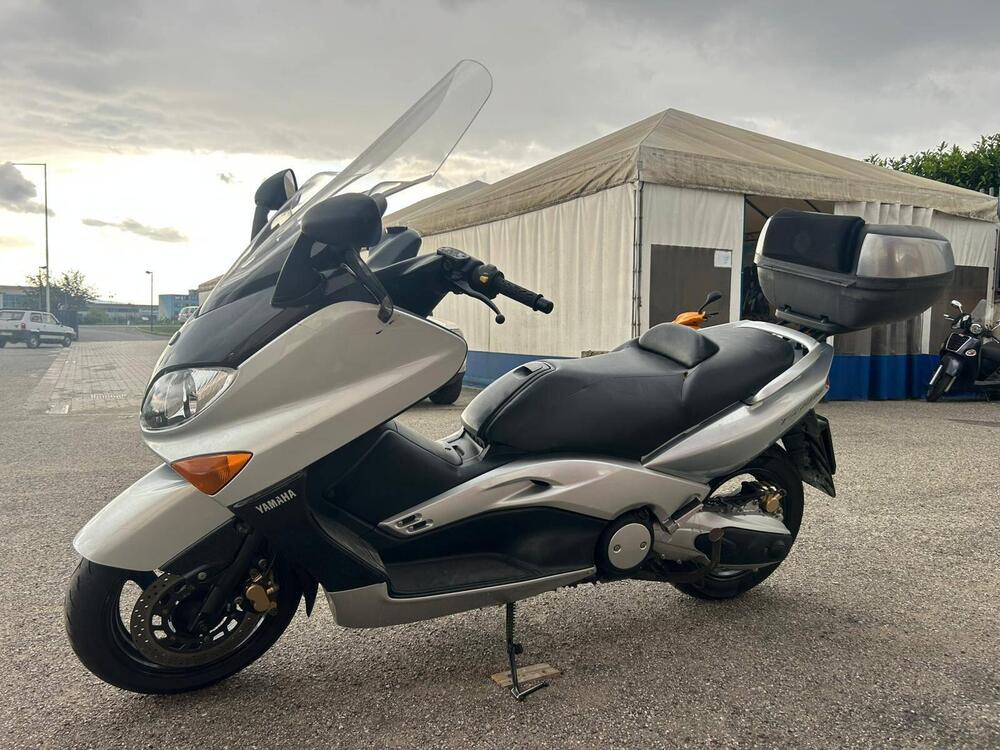 Yamaha T-Max 500 (2001 - 03) (3)