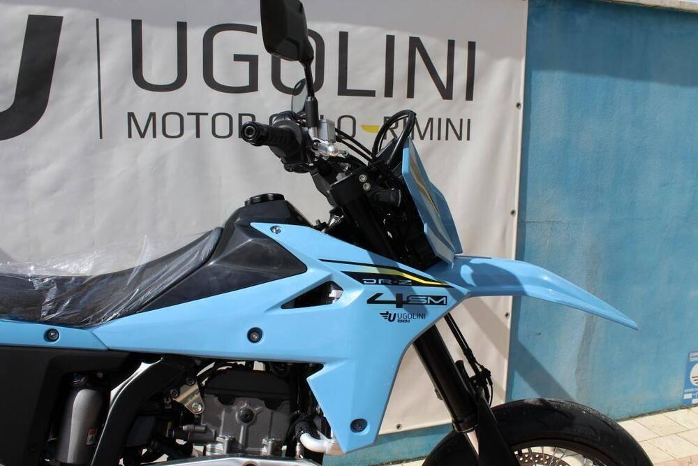 Suzuki DR-Z4SM (2025) (5)