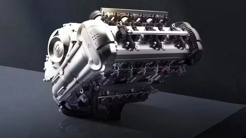 6 cilindri in linea e con doppia frizione. Ma non &egrave; BMW, &egrave; Benda!