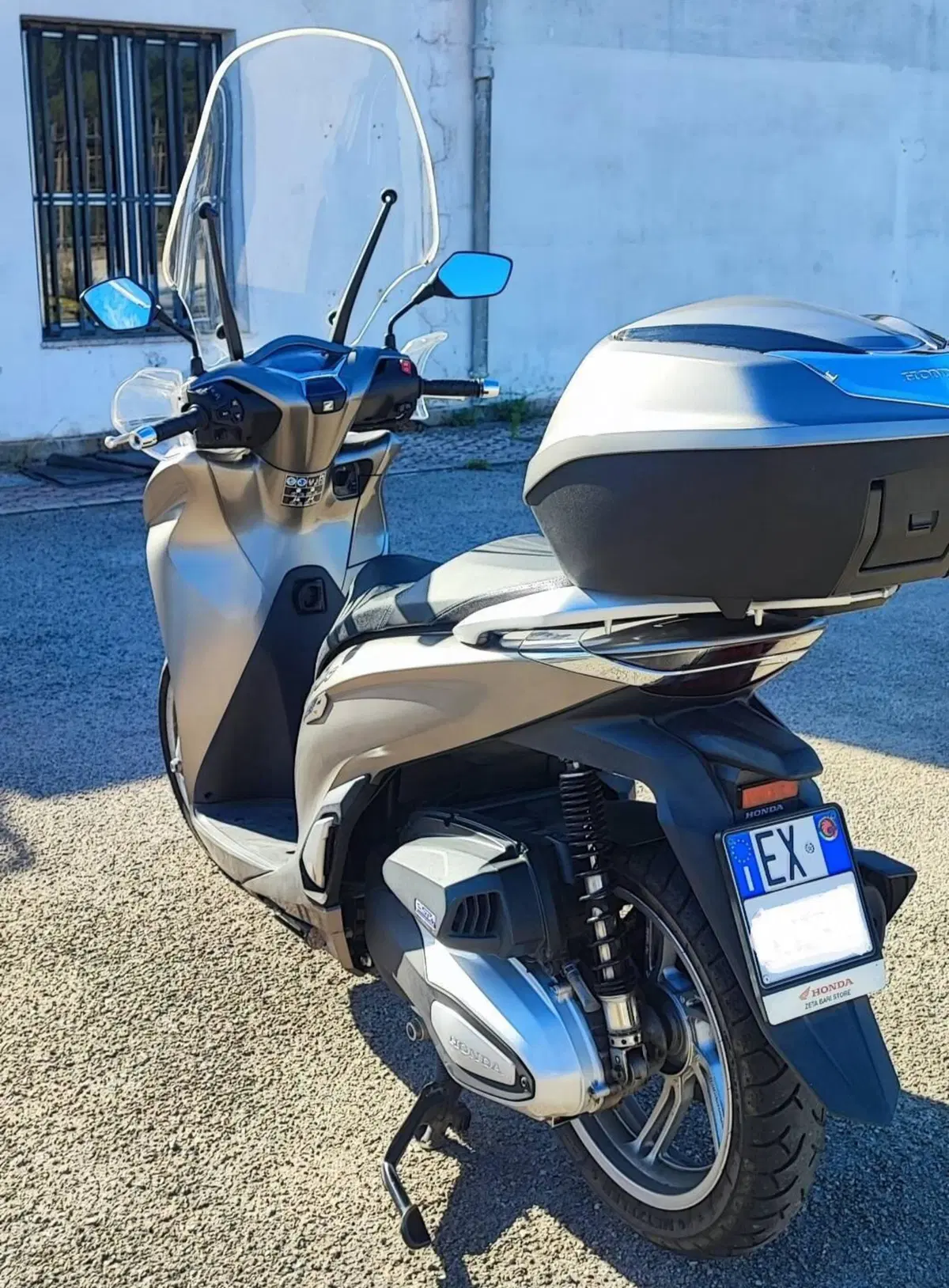 Honda SH 350 (2021 - 24) (7)