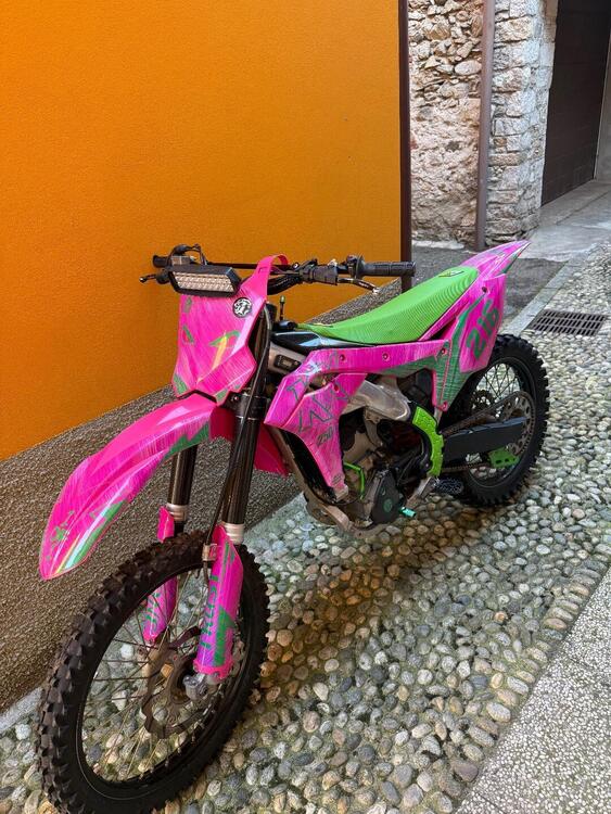 Kawasaki KX 250 F (2020) (4)