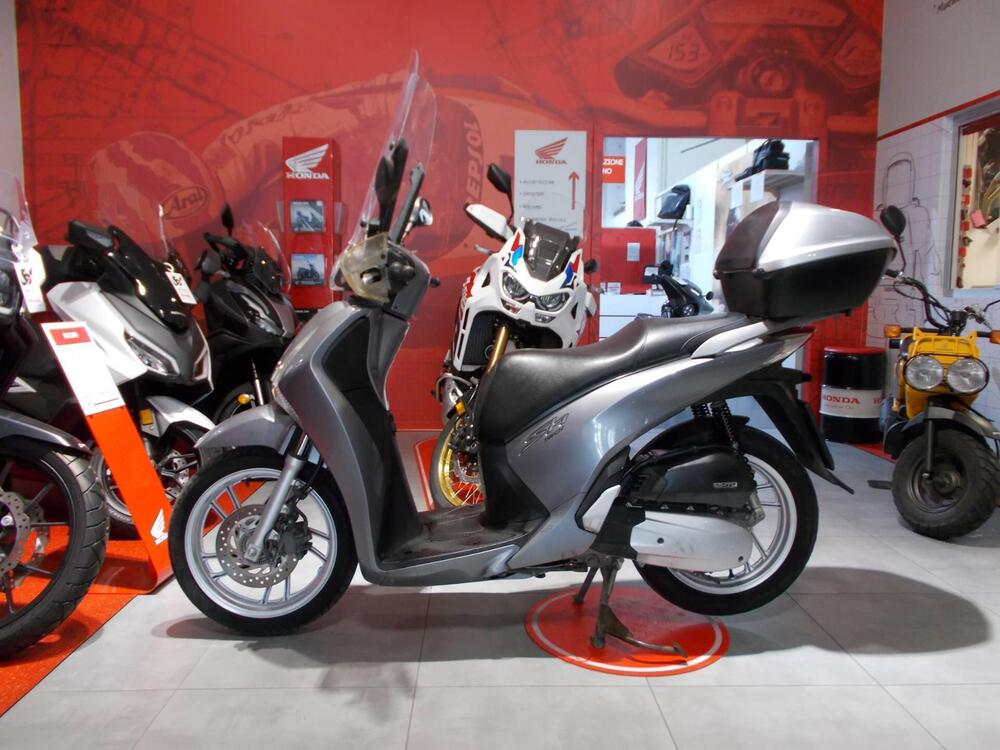 Honda SH 150 i ABS (2013 - 16) (4)