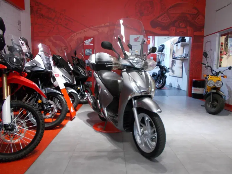 Honda SH 150i ABS (2013 - 16) (7)