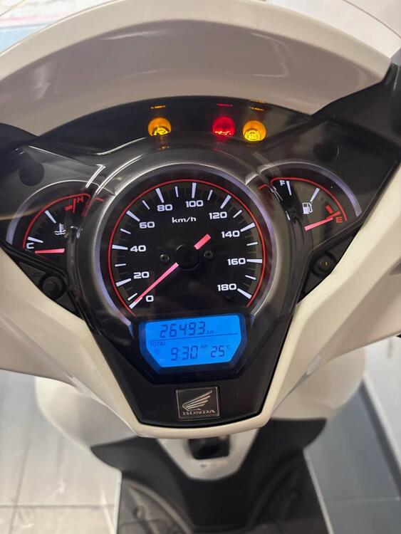 Honda SH 300 i ABS (2016 - 20) (4)