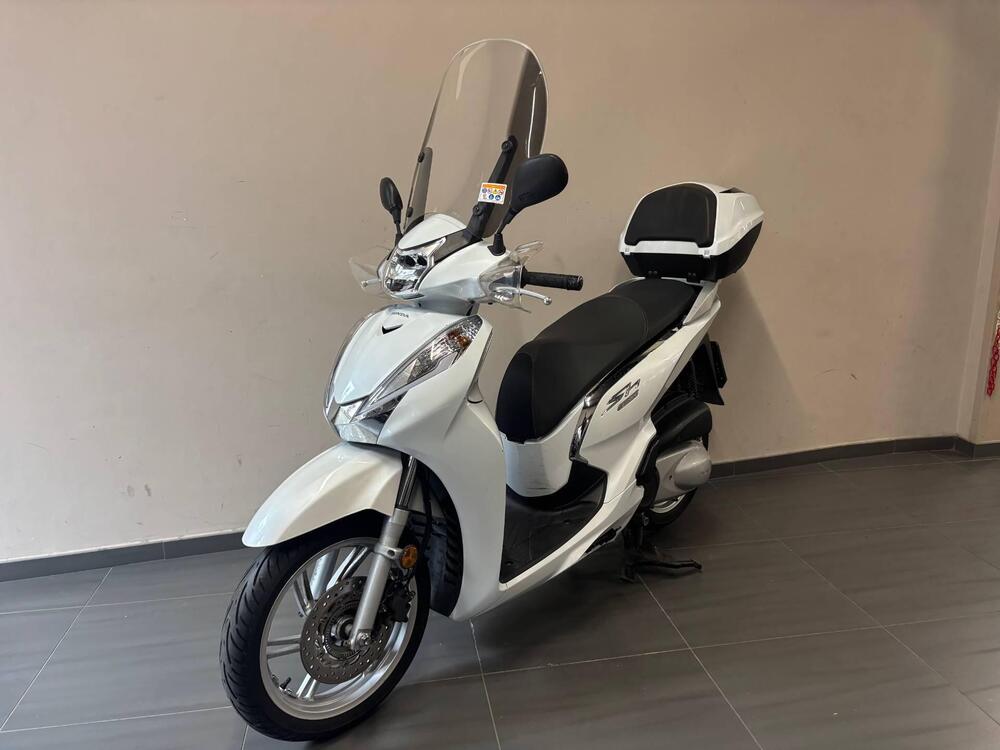 Honda SH 300 i ABS (2016 - 20) (5)